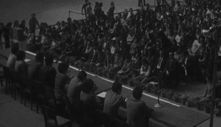 Comício de jovens trabalhadores no Porto