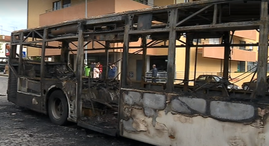 Incêndio em autocarro em Rio Tinto