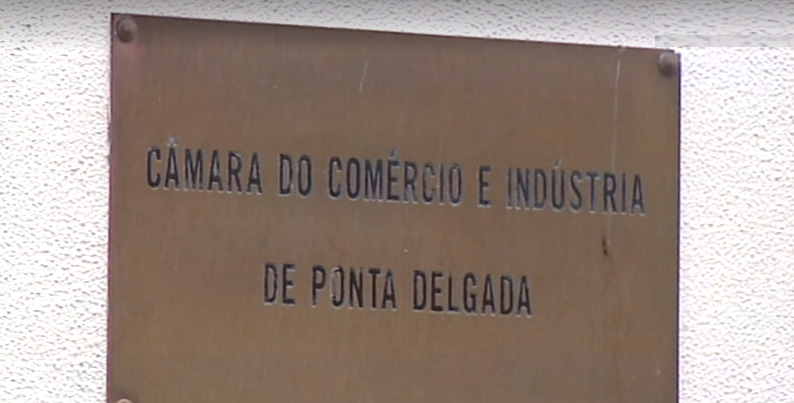 Reação da Câmara Comércio Ponta Delgada à decisão da EasyJet