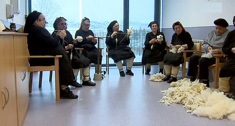 “Carpeada” no Centro de Dia de Castro Laboreiro I