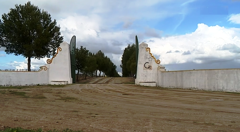 Herdade arrestada pela justiça