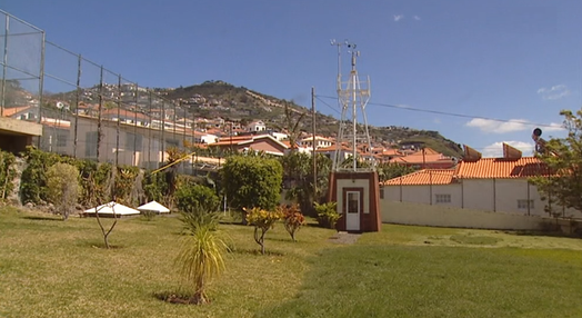 Construção do radar meteorológico no Porto Santo