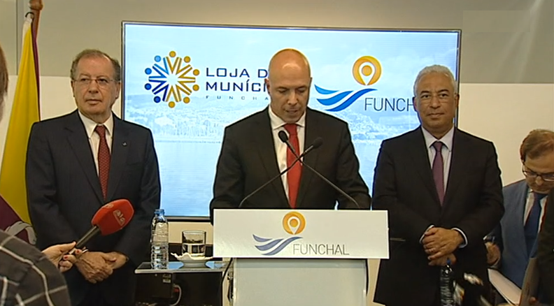 António Costa inaugura loja do munícipe no Funchal