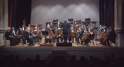 Maestro Nurhan Arman dirige a Orquestra Clássica da Madeira