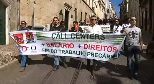 Trabalhadores temporários dos “Call Centers” em protesto