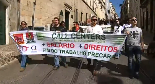 Trabalhadores temporários dos “Call Centers” em protesto
