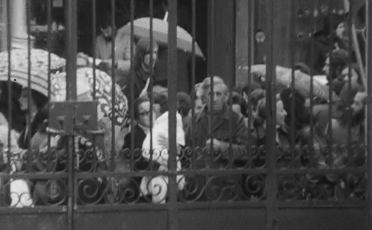 Familiares de presos do 25 de Novembro