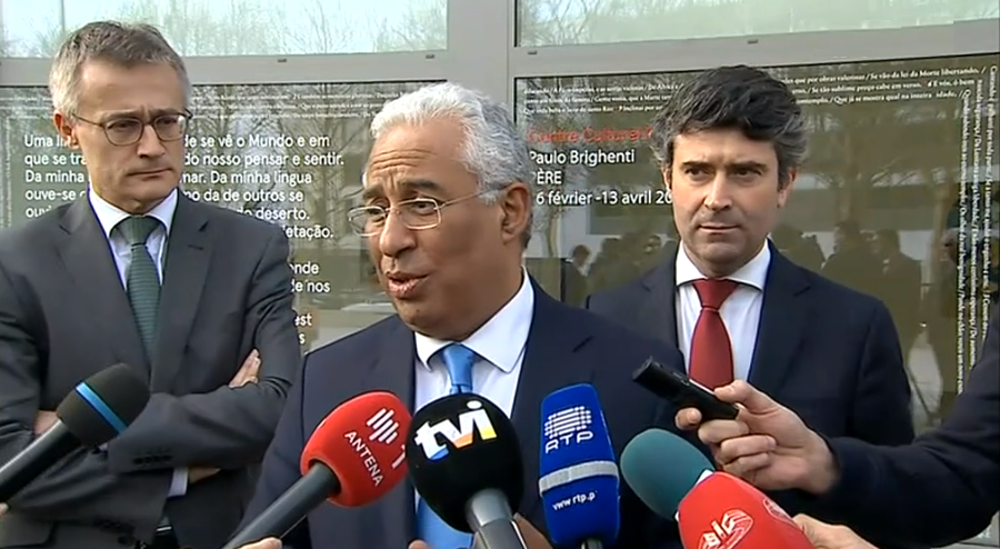 Marcelo Rebelo de Sousa em Carnaxide e António Costa no Luxemburgo