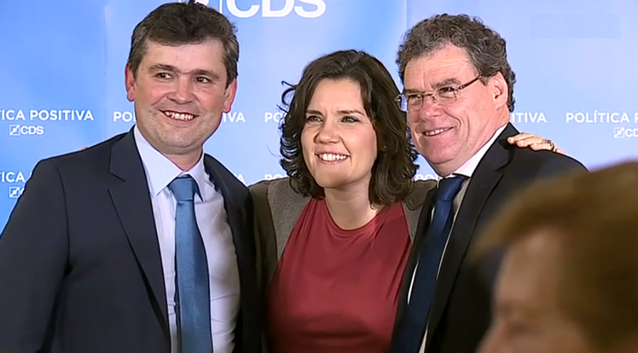 Críticas à venda do Novo Banco