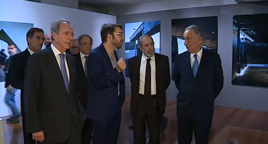 Exposição fotográfica sobre a obra de Siza Vieira