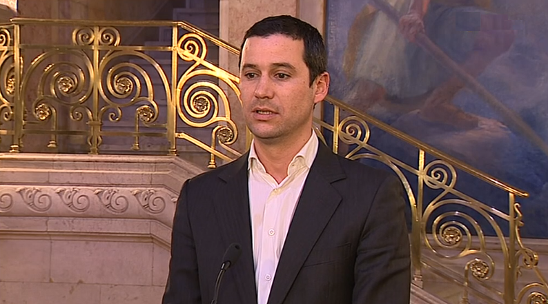 Reação do PS, PCP e BE à venda do Novo Banco