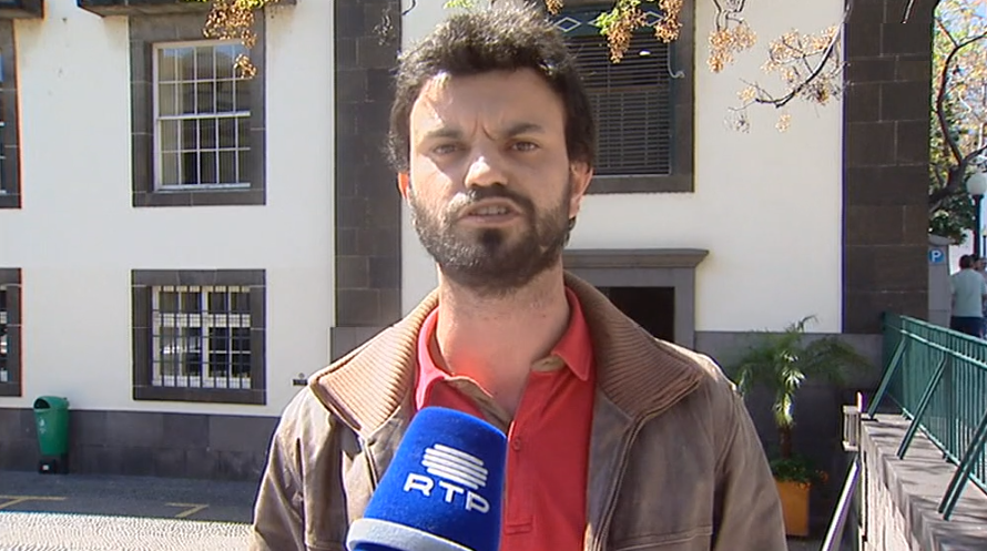 PCP em defesa dos trabalhadores da administração local