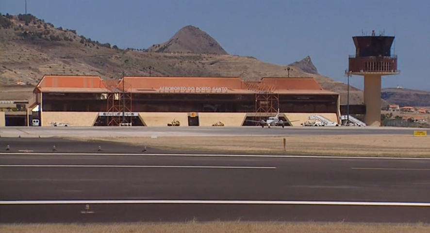 Contrato de concessão da linha aérea do Porto Santo