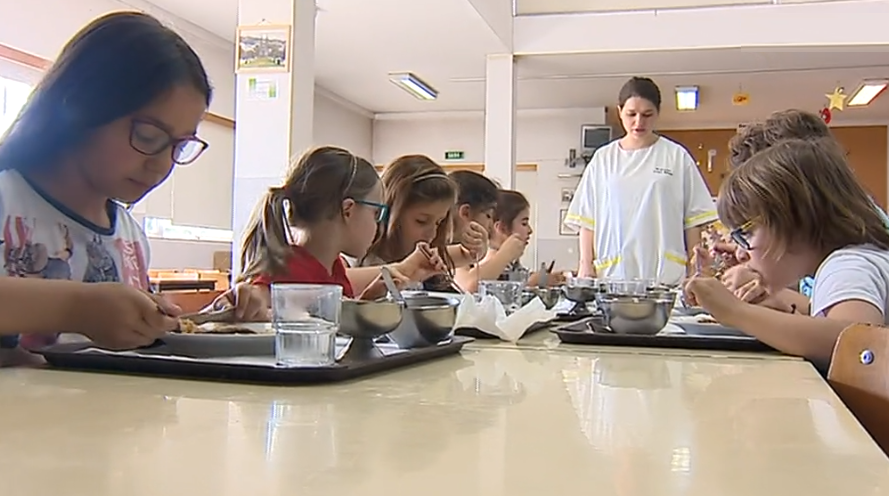 Refeições para alunos carenciados