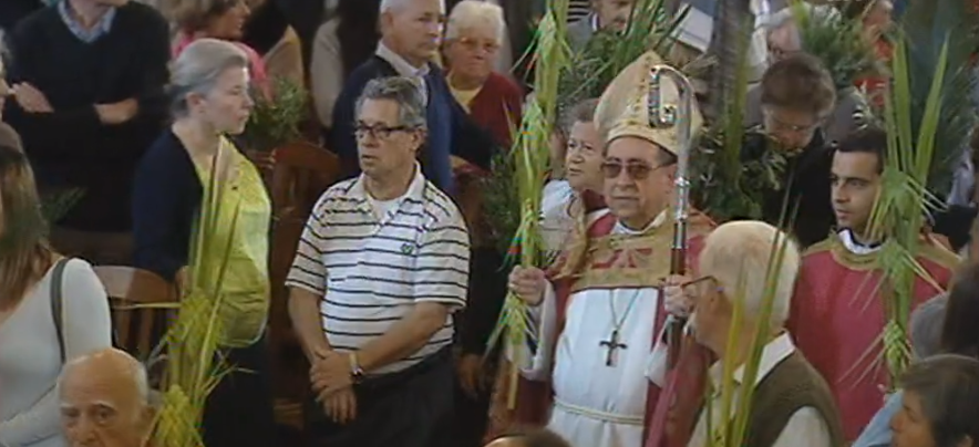 Dom António Carrilho coloca cargo à disposição