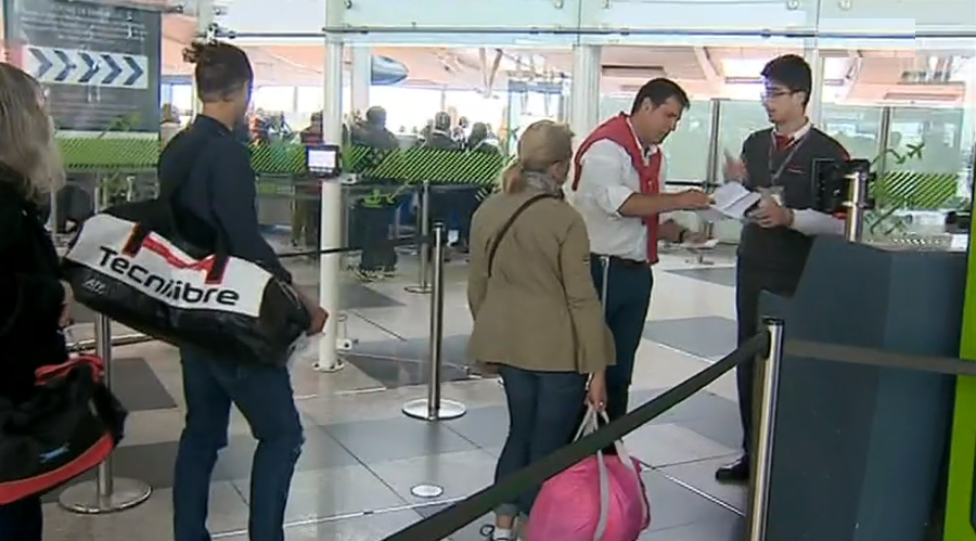 Greve de seguranças do aeroporto