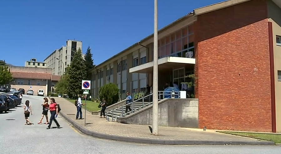 Fraude em estágios clínicos