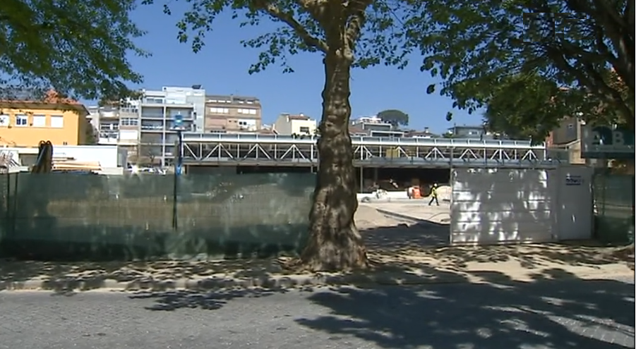 Protesto contra construção de supermercado