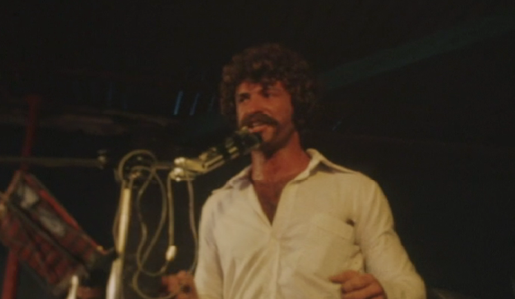 É de Noite Que eu me Lembro