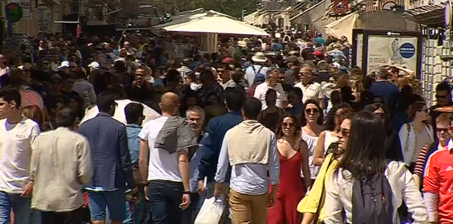 Lisboa atrai turistas na Páscoa