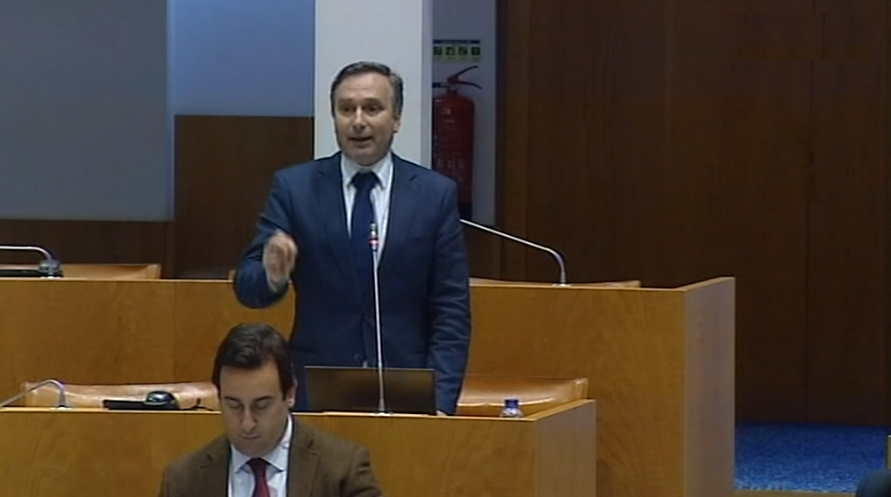 Debate sobre encerramento de balcão TAP na Ilha Terceira