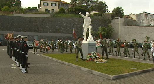 Monumento aos combatentes do Porto Moniz