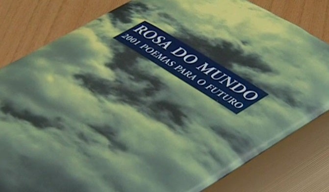 Lançamento do livro de poesia “Rosa do Mundo”