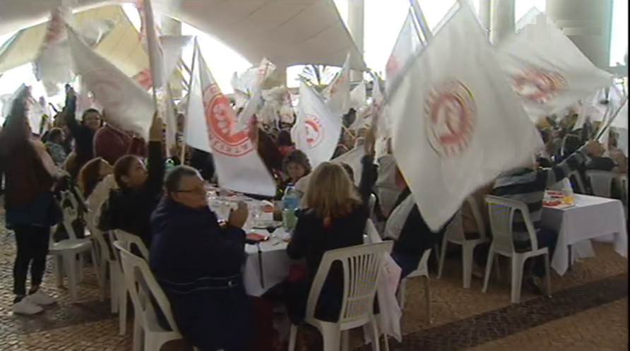 PS-Madeira comemora o 25 de Abril