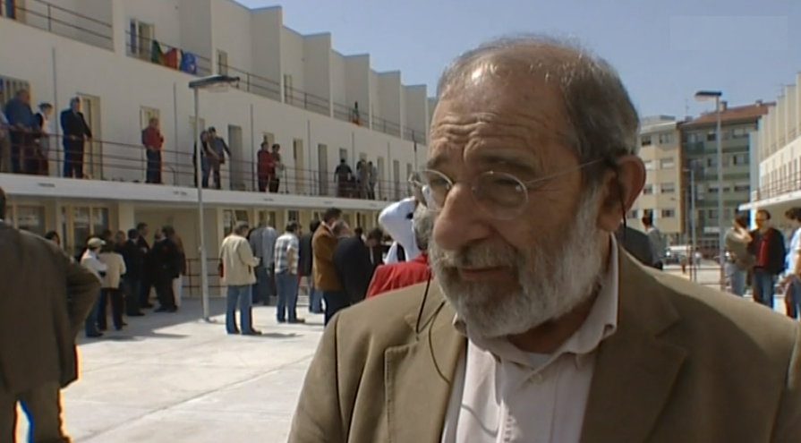 Biografia de Siza Vieira