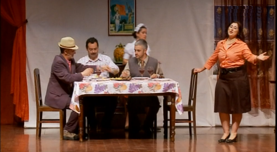 Teatro “Cama, Mesa e Roupa Lavada”