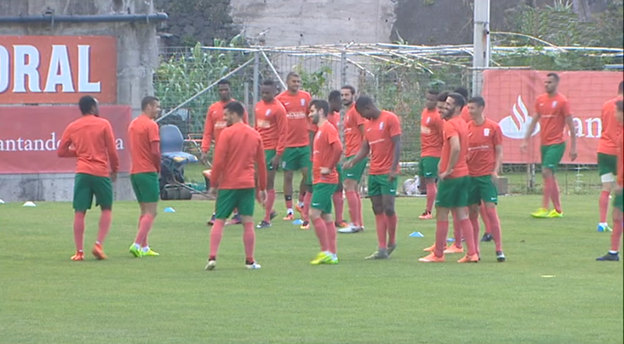 Futebol: Treino do Clube Sport Marítimo