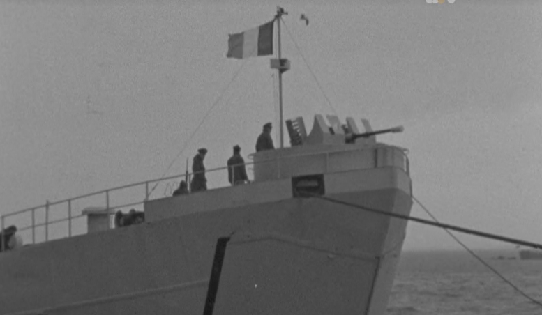 Chegada do navio de desembarque Odet a Lisboa