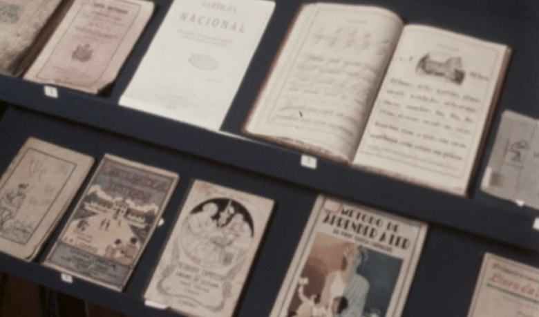 Exposição de livros e material escolar antigo em Lisboa