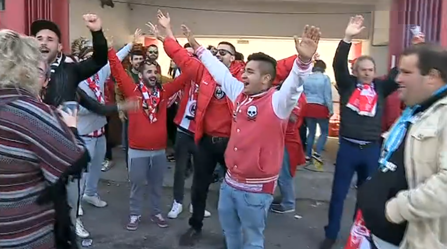 Futebol: Festejos dos adeptos do Desportivo das Aves