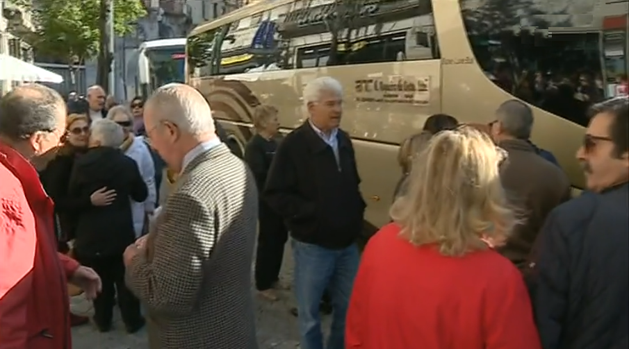 Partida de autocarros para Viana do Castelo