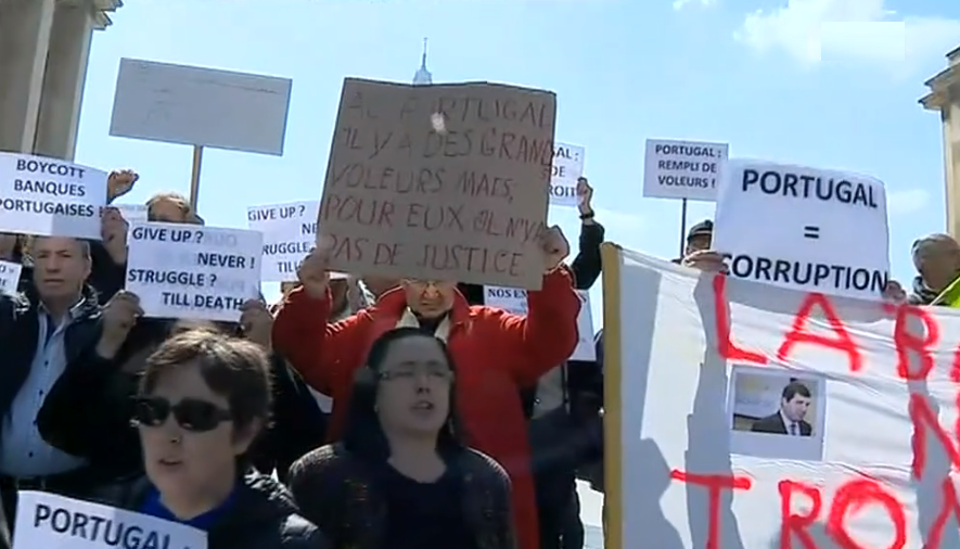 Manifestação de lesados do BES em Paris