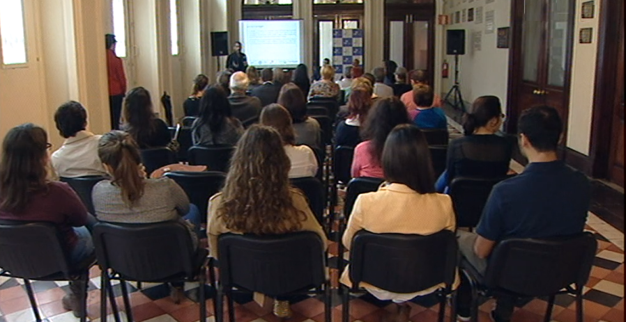 Apresentação da revista “Translocal”