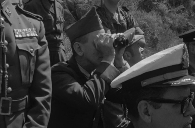 Visita de adidos militares estrangeiros ao CIOE