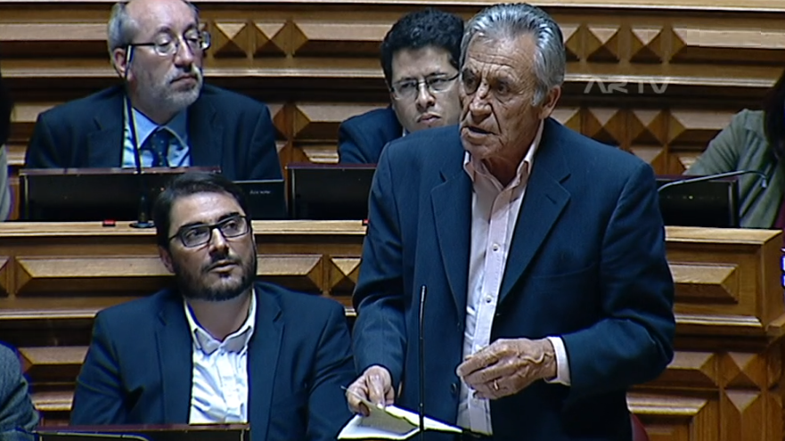 Descida da taxa de desemprego