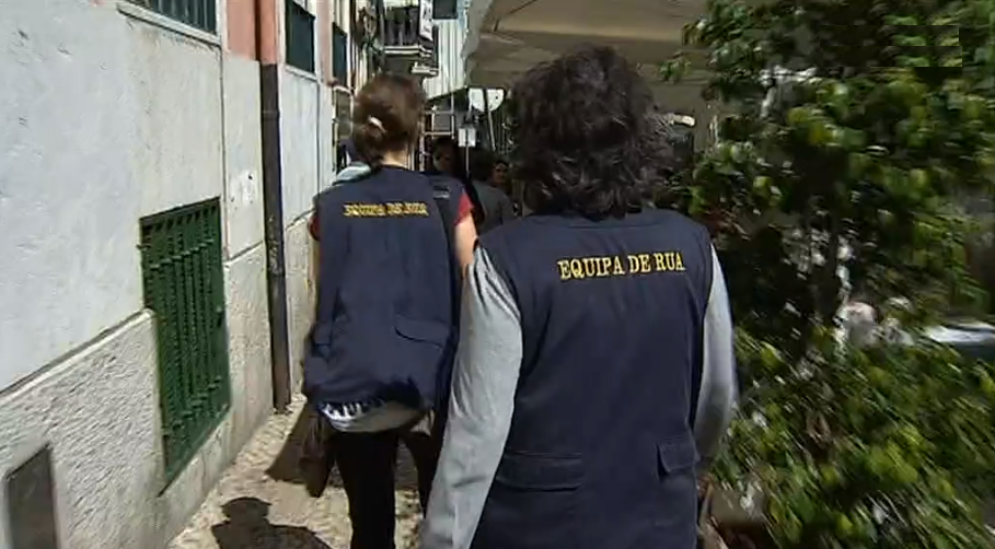 Freiras espanholas prestam auxílio a prostitutas