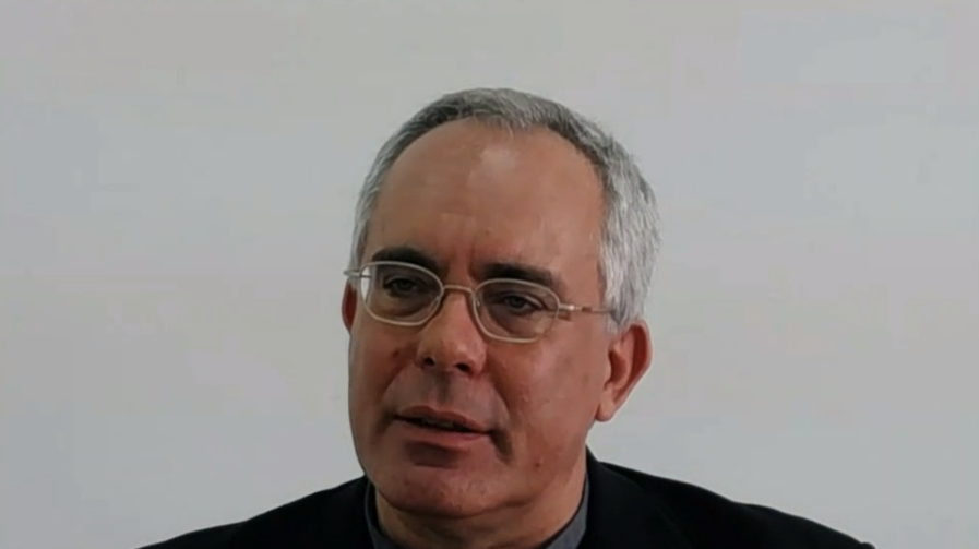 Entrevista ao Padre João Vila Chã