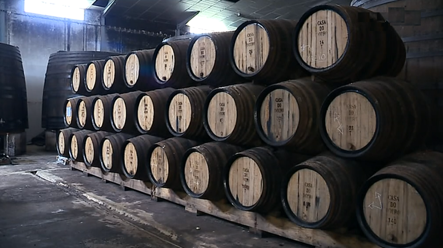 “Casa do Douro” vende pipas