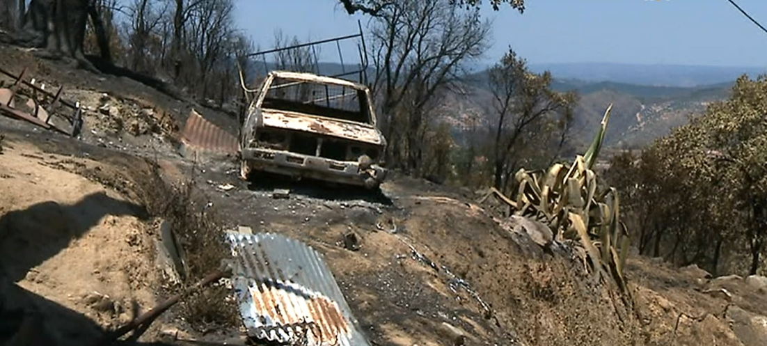 Habitações consumidas pelas chamas