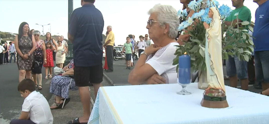 Procissão da Senhora de Lurdes no Pico