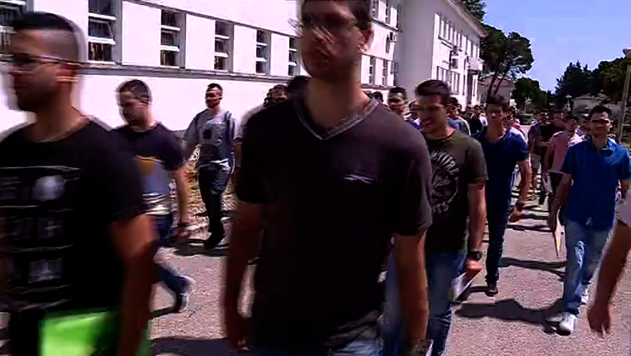 Formação de novos guardas prisionais