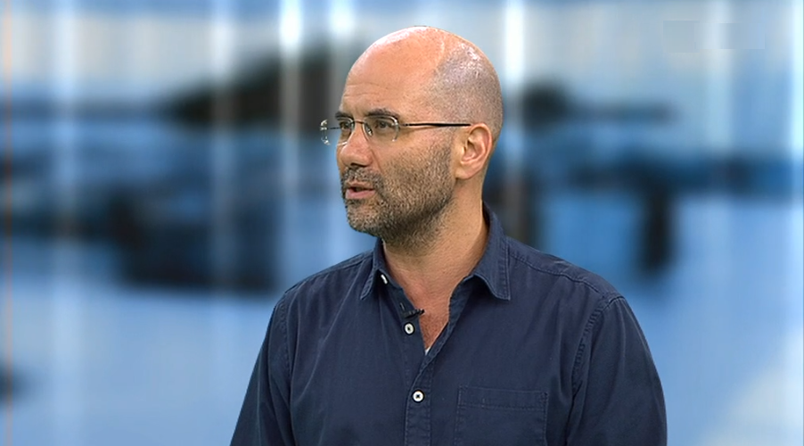 Entrevista a Manuel Loff