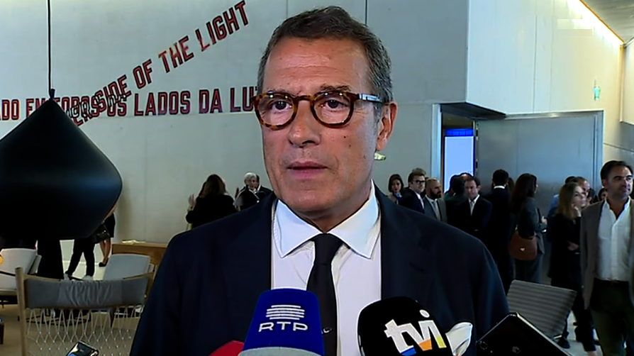 Reações a dados do INE