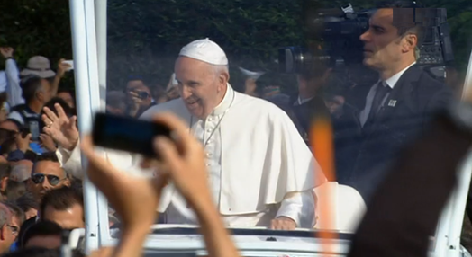 Chegada do Papa Francisco ao Santuário de Fátima