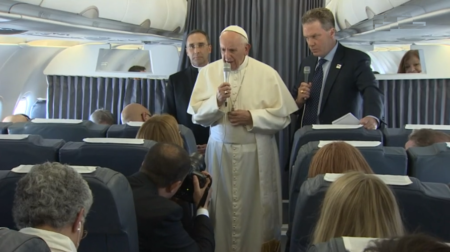 Regresso do Papa Francisco a Roma