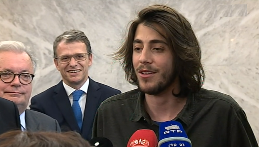 Conferência de imprensa de Salvador e Luísa Sobral